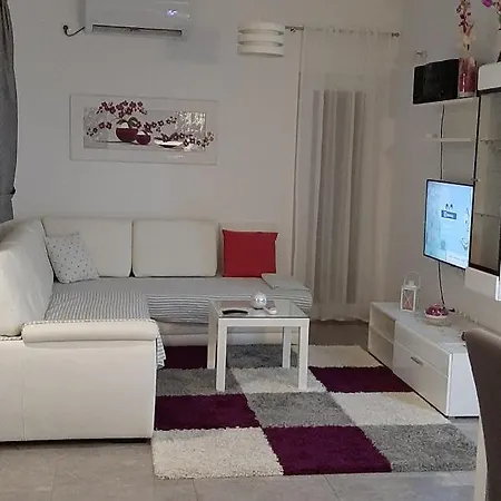 With A Parking Space Kastel Kambelovac, - 21645 Kastela