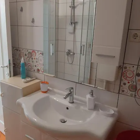 With A Parking Space Kastel Kambelovac, - 21645 Apartment Kastela